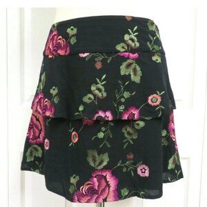 Gianni Bini Size 4 Tiered Floral Mini Skirt